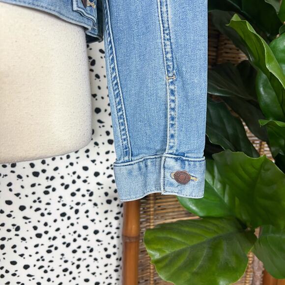 Calvin Klein | Denim Trucker Light Wash Blue Button Designer Jean Jacket XL EUC - Picture 7 of 11